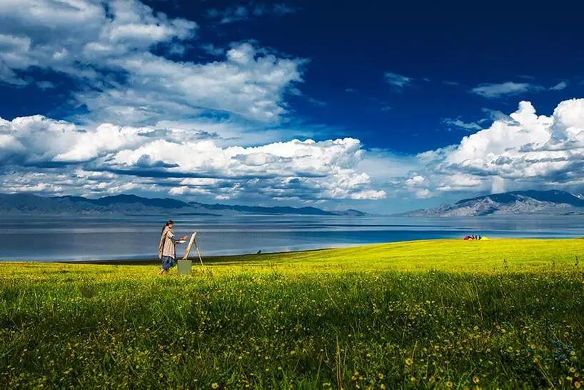 赛里木湖在哪里 f404c59e35444003a5c5320e1a2c8b82.jpeg