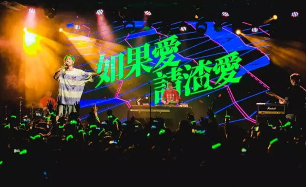 贵阳音乐会时间 fb4e7647cec34e8086fa52ff07a8a5f6.png