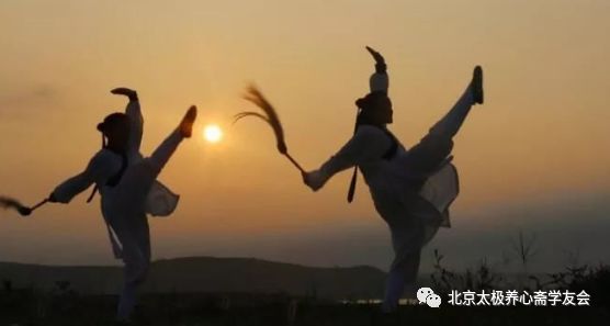 太极拳,到底能不能自学?