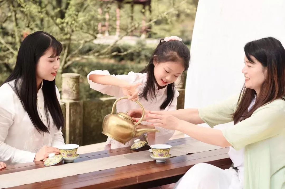 四川美女生活真相(香),中秋节还能这么过