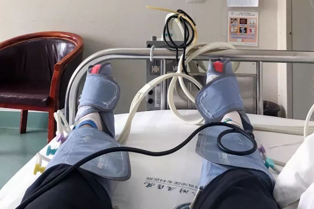 7月份的自拍 是在病床前