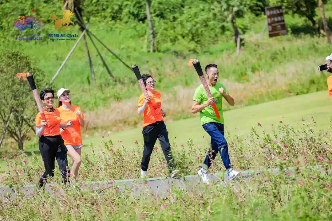 象山县文化和广电旅游体育局副局长奚斌辉,石浦渔港管委会张沉忠等