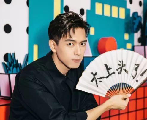 如何成为演员出道 4b96ce1daaa840c183fe2d9d89171366.jpeg