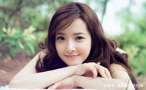 三十岁女人怎么丰胸 7067944babd14c9e9915e422335f2785.jpeg