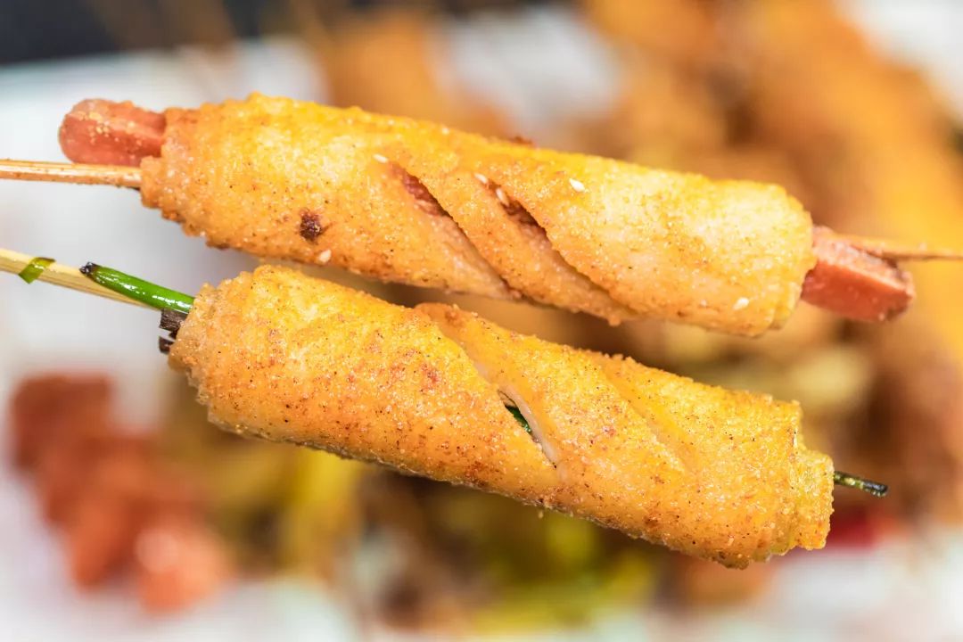 三元里的潮汕炸串店每天被迫营业到凌晨3点