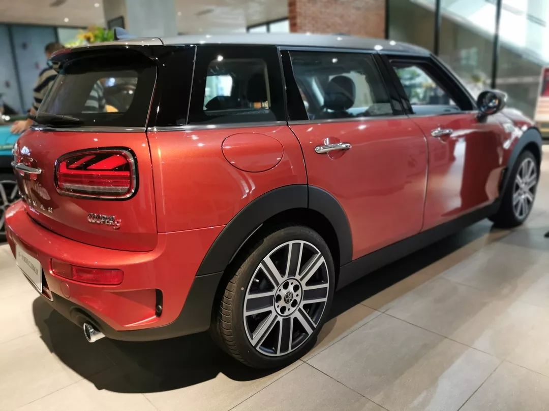 深圳第一台,新一季mini clubman 日不落红到店啦