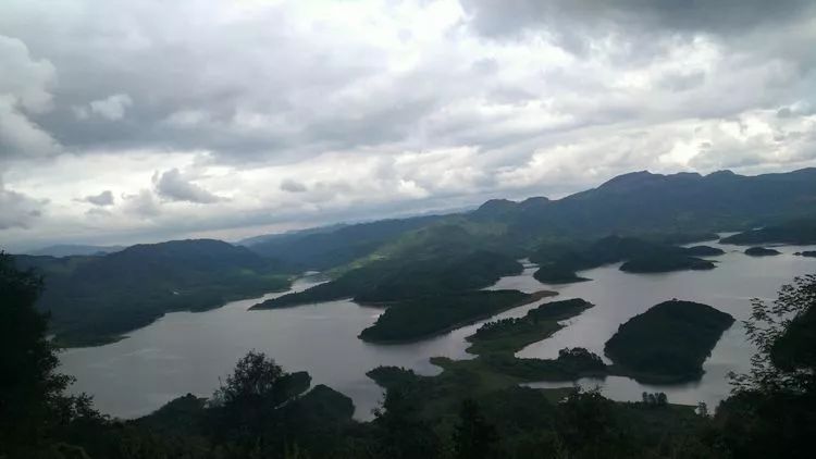 游楚雄云龙水库,登顶一山观千岛