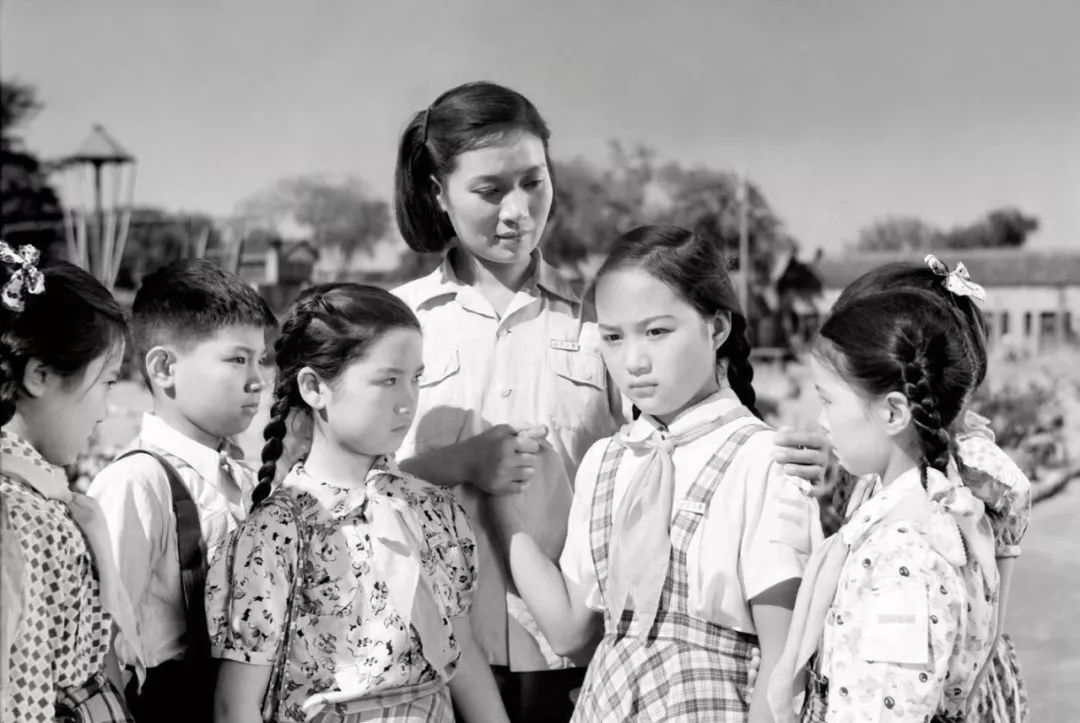 温故知新新中国70电影故事祖国的花朵