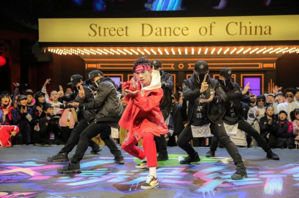 霸占了各个卫视的荧幕，其中让小编意犹未尽的综艺必属《这就是街舞》！
