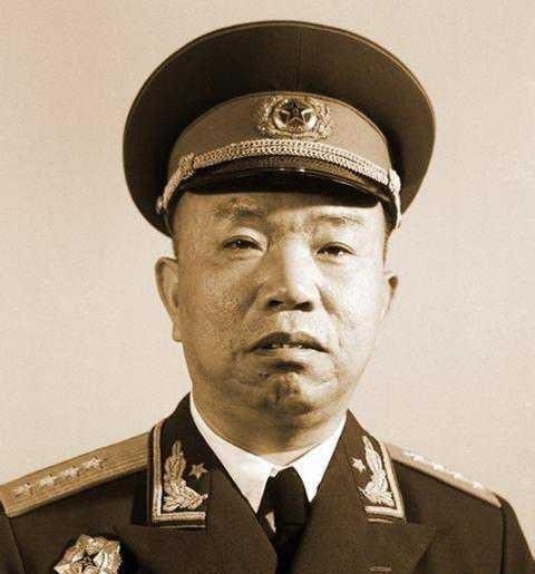 脾气火爆的王树声大将去看女儿,门卫:先排队,填