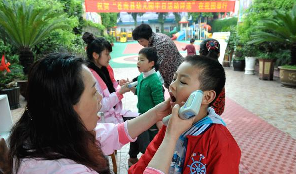                     孩子爱生病，免疫力差，大多是因为父母的3个坏习惯，看看你有吗