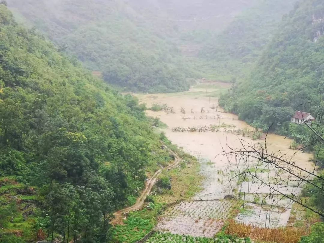 关岭县花江镇多德村水淹坝组(李渊/供图)