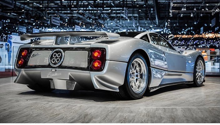 一辆"宝刀未老"的帕加尼zonda c12!