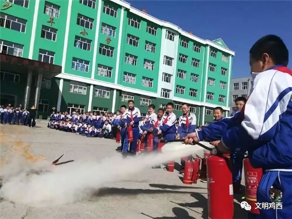 鸡西市鸡东县红少年小学最美校园随手拍