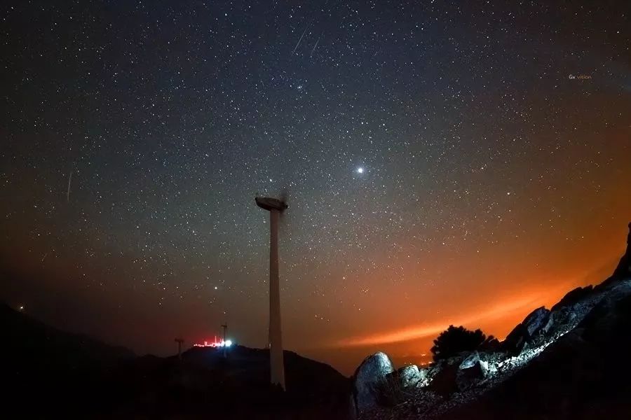 已成团91415日临海括苍山仰望星空迎接二十一世纪第一曙光行摄风车线