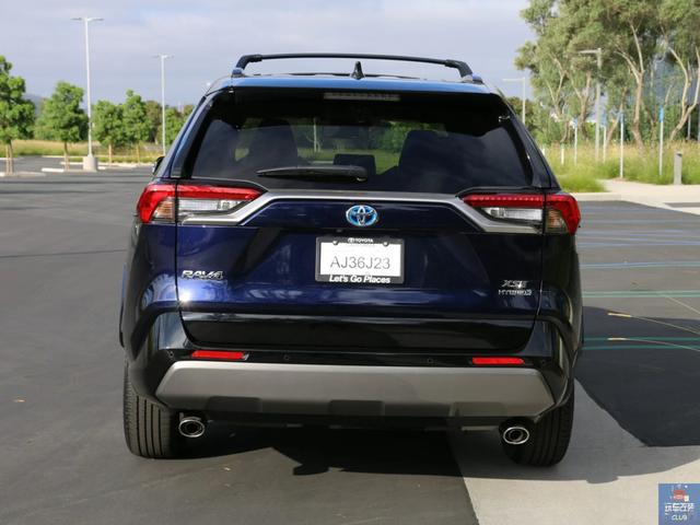 丰田RAV4 Hybrid海外版上市,搭载2.4升+电机,