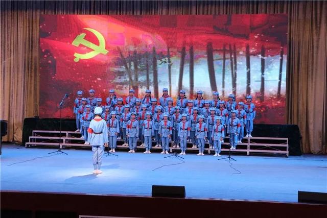 议堂镇 《红星闪闪》