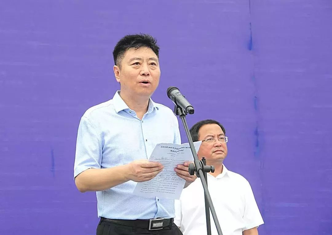 天恒集团党委书记,董事长刘海涛作为阆中·天恒文化旅游项目方代表