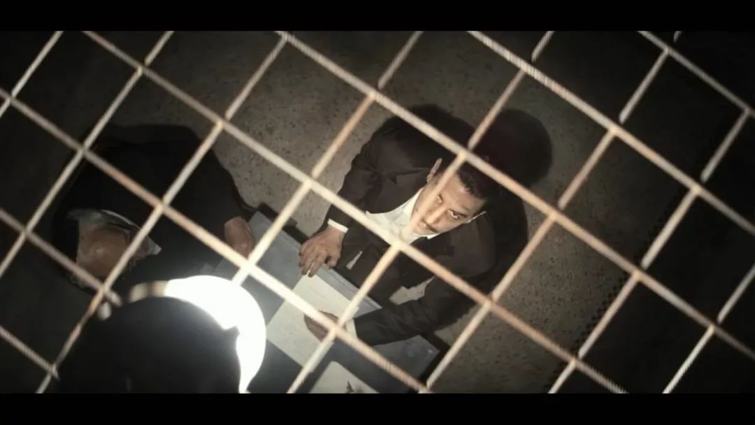 网飞搞事上瘾,豆瓣8.9起底间谍人生!