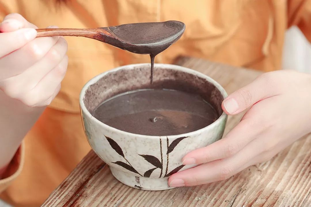 天天坚持喝黑芝麻糊会长头发吗 4c2e3036cf9946d3b468c74350cfead1.jpeg