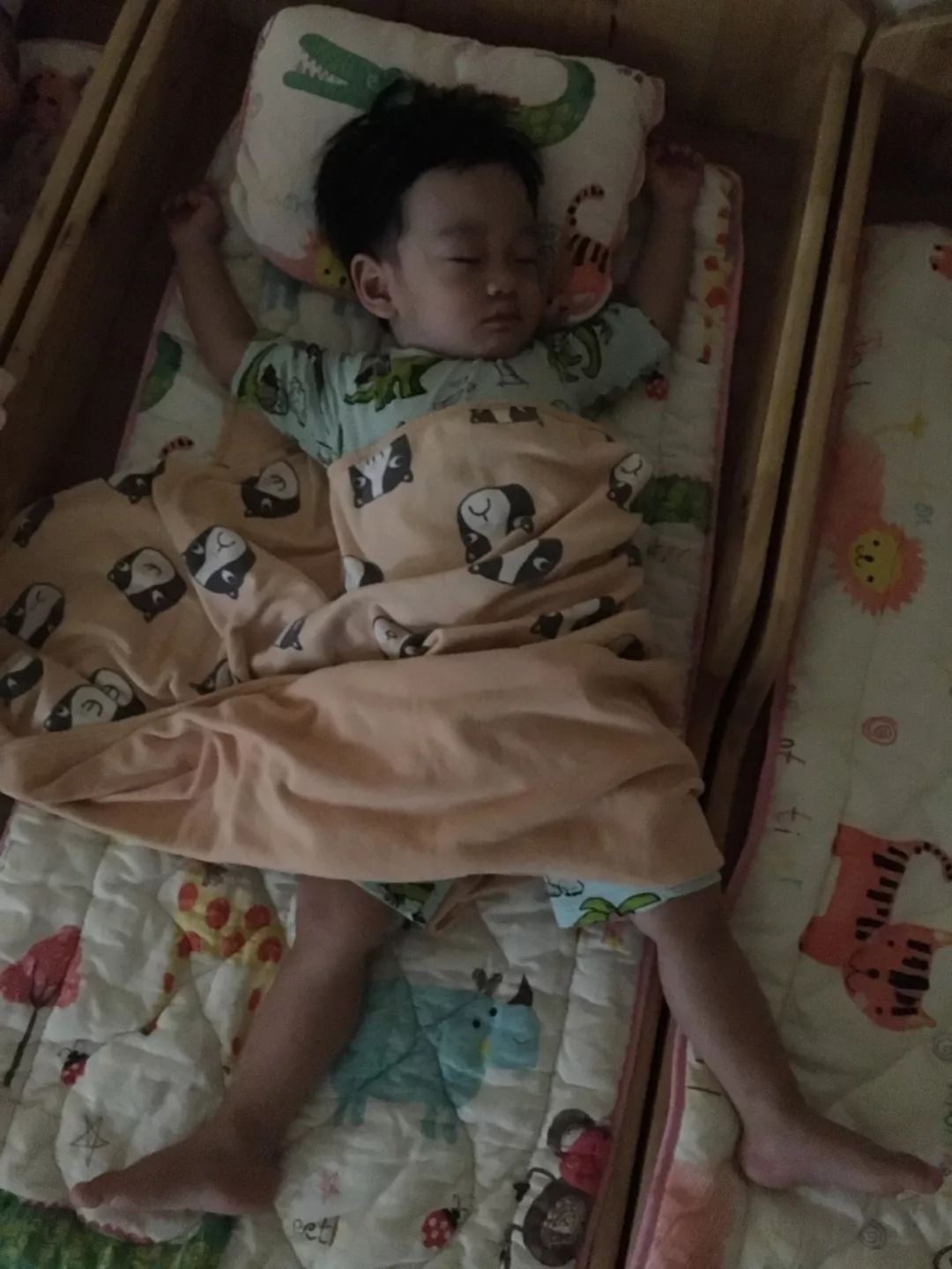 婴儿几个月不用抱着入睡了 576415cfc88847d0ad13a3e0dbcf0f42.jpeg