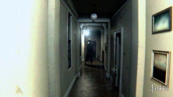 玩家改变视角发现《P.T.》恐怖秘密：丽莎一直跟着你