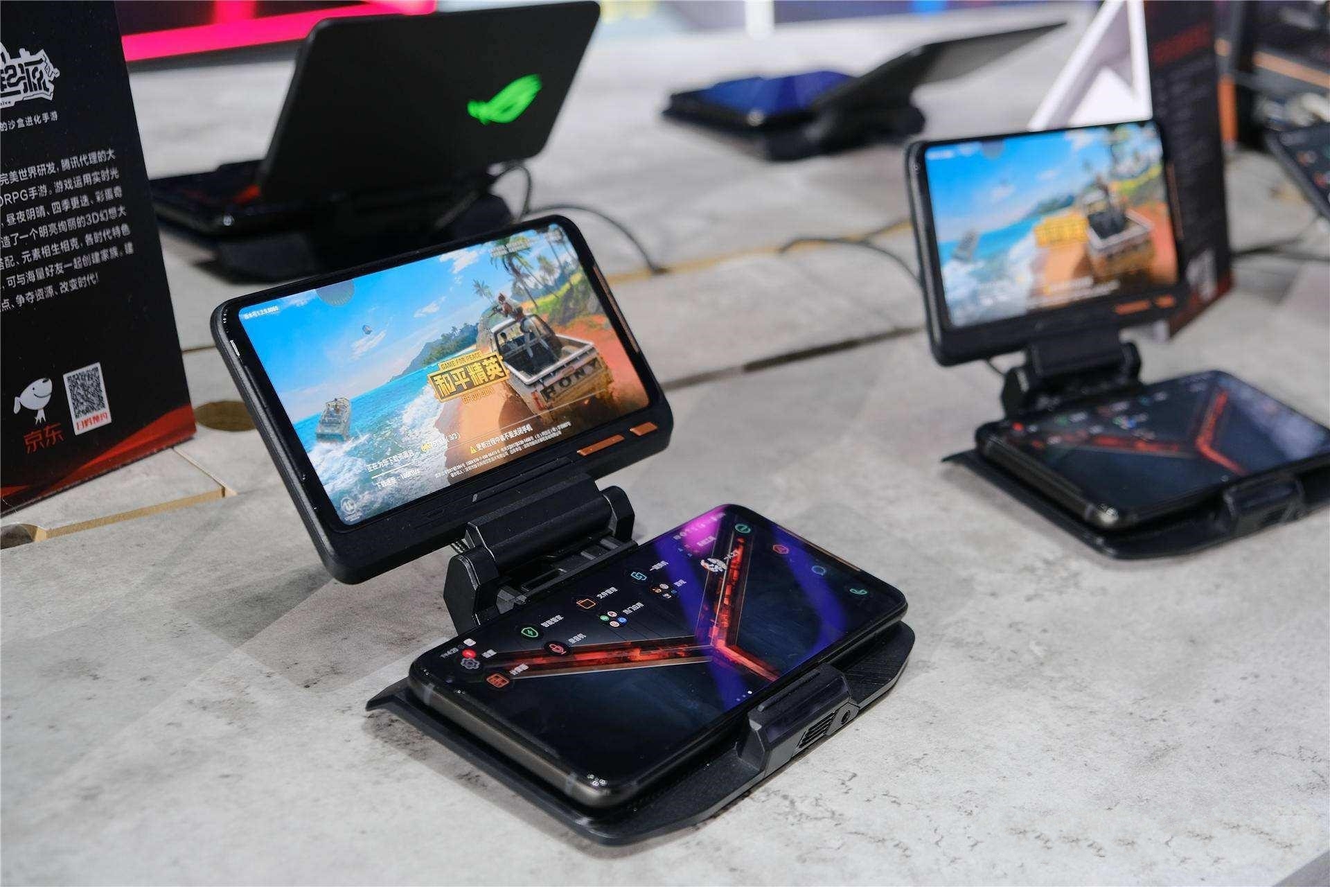 做手机的游戏 67838eeb4904489d9780919f99fce376.jpeg