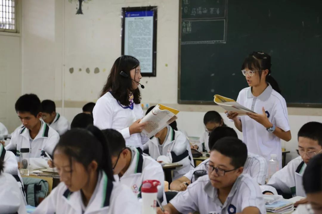 喜报!大理新世纪中学被省上表彰啦!