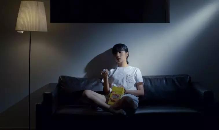 小严只是想要脚踩两条船而已, 迟来的真爱,只是一场见不得光的奸情罢