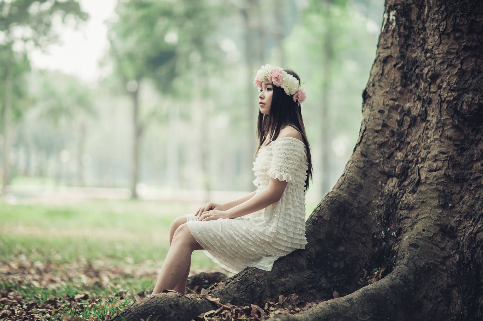 一个瘦男抱个胖女人猜成语_一个胖女人变瘦的动图(2)