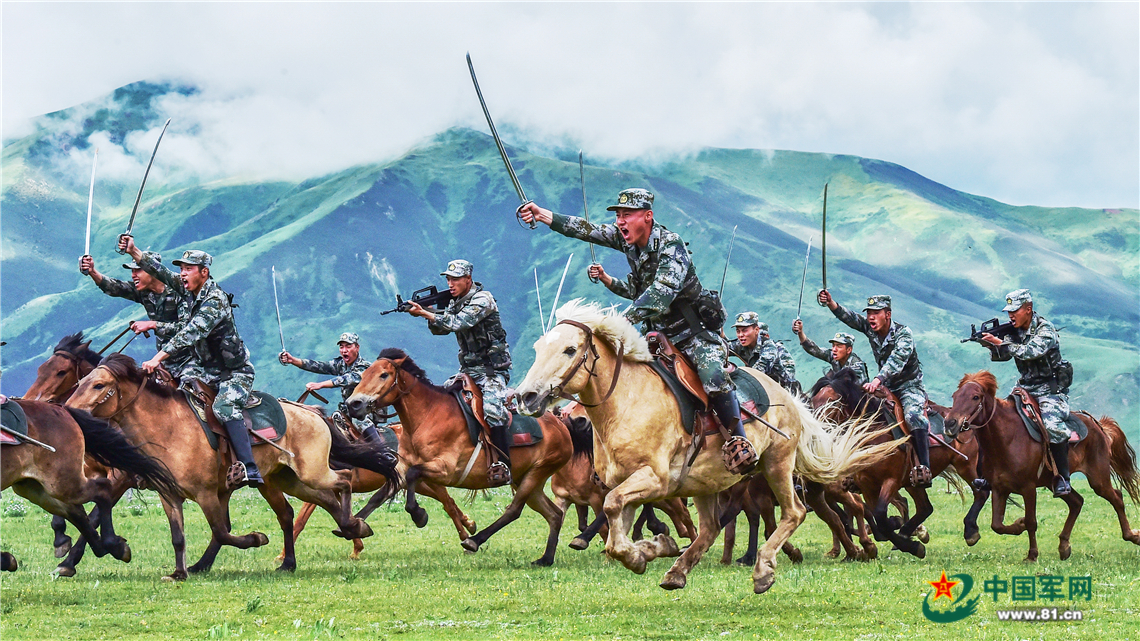 雪山之巅,这里的骑兵仍然在冲锋