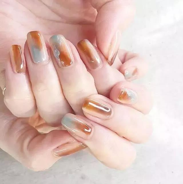 同款美甲秋天 9c236c2ddc544fb2bd4bca4159c876a8.jpeg