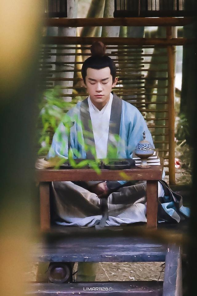 说好了的四字弟弟呢?易烊千玺成最受欢迎老公