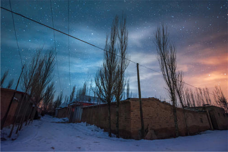 什么时候天黑得最晚 bb1dfbb64e924e62add0c157da0684d7.jpeg