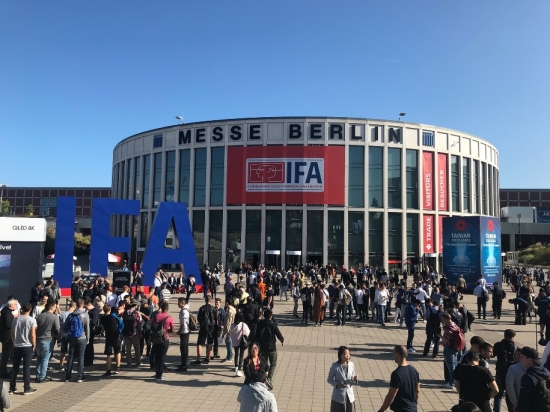 8K、OLED累覺(jué)不愛(ài)？IFA 2019關(guān)于電視的三點(diǎn)“新”-DVBCN