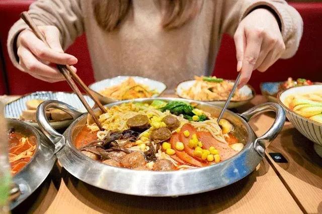 便宜小吃教程 c40561ee15d549889966f07d2f039b66.jpeg