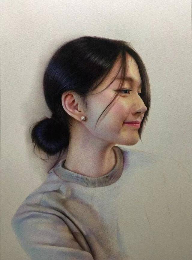 神仙画画!彩铅人物肖像,细腻写实看着很舒服