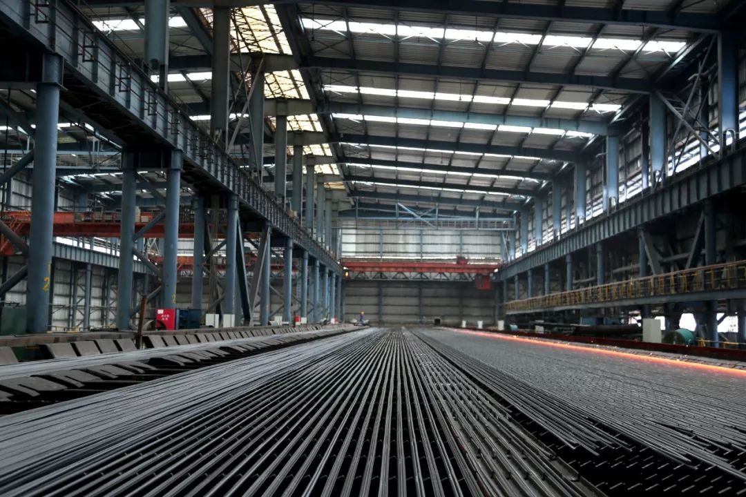 华菱集团钢铁资产整体上市华菱钢铁挺进上市钢企前四强