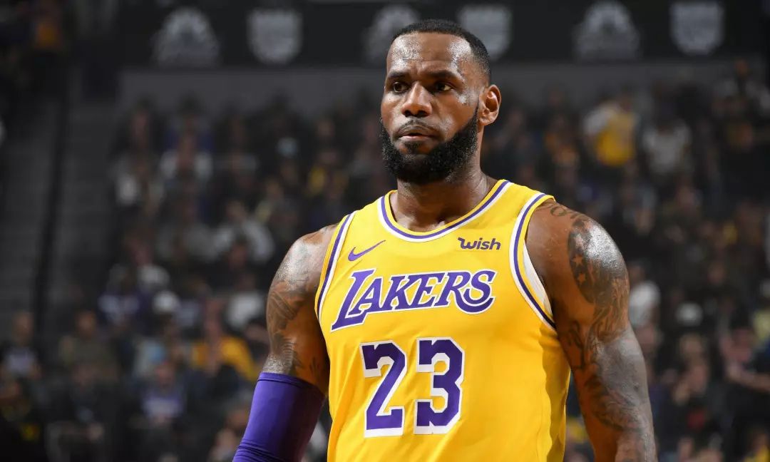 NBA现役球员生涯场均得分排行,杜兰特只能排