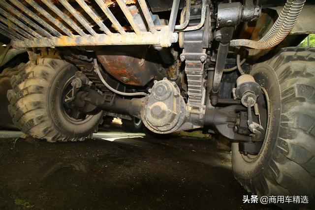 国产军车传奇车型陕汽sx21506x6重型越野车