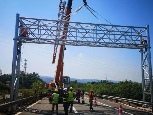 天线安装架 f3cdf83613784d60a9272b40b86ab116.jpeg