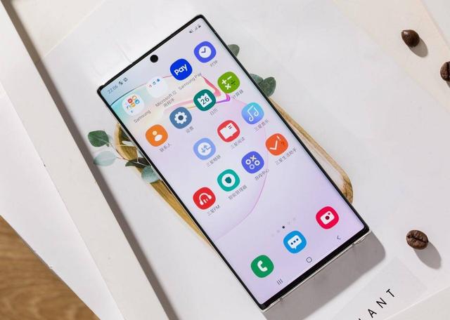 三星galaxynote10全新设计语言机皇重现