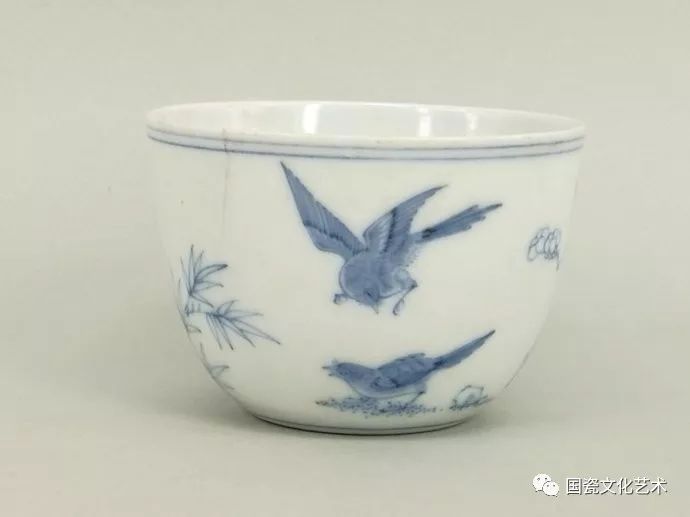 古往今来，中华十大名杯之清雍正淡描青花梅竹鸟纹杯_造型