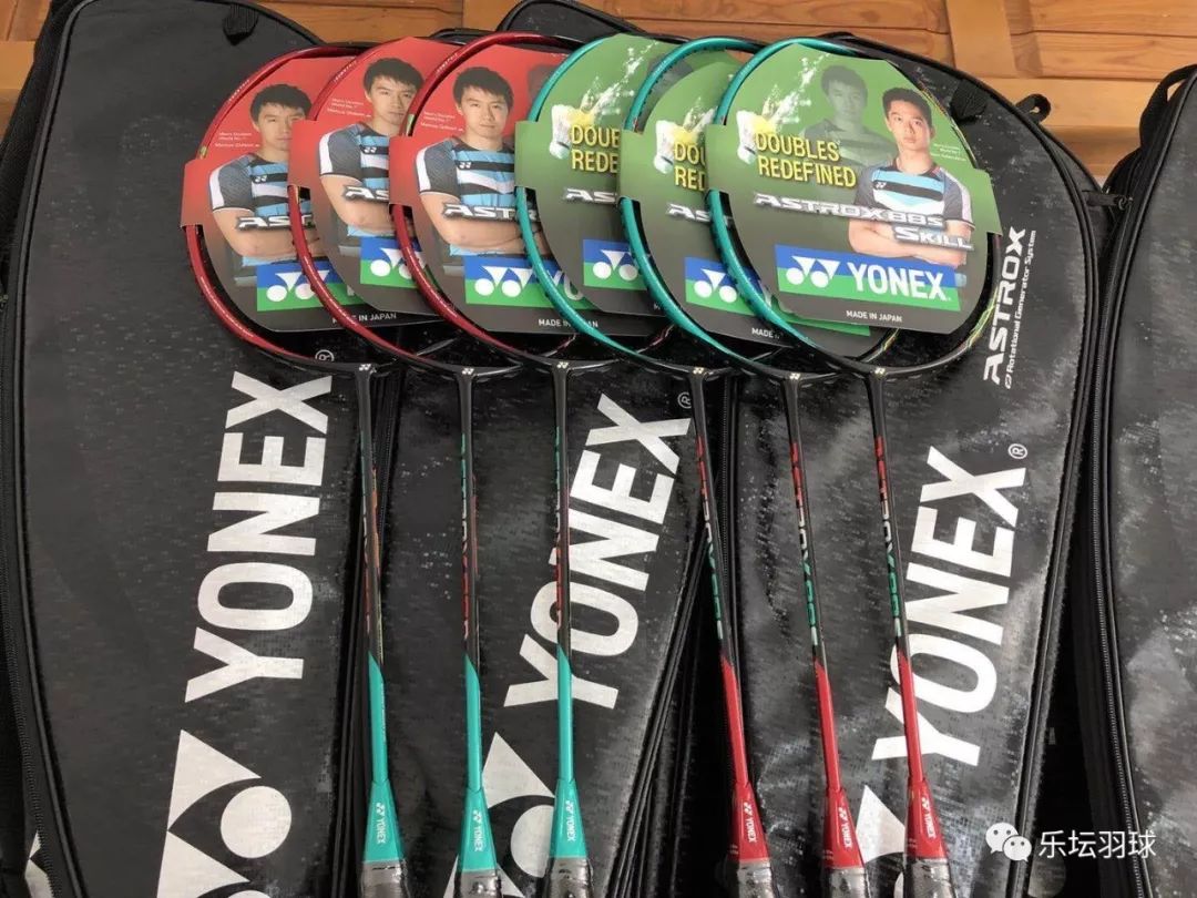 yonex ax99lcw 宗纬最后一只战拍!_李宗伟