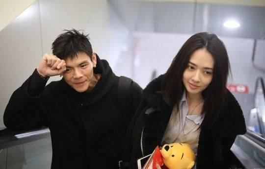 疯子哥的老婆叫什么名字 0fabc7de64e646e293f68b6eb3001110.jpeg