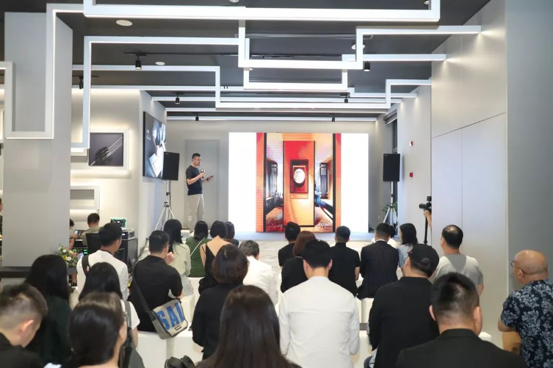 本次现场嘉宾中,特邀ingallery 创始人金啸文,金啸文作为专业的空间