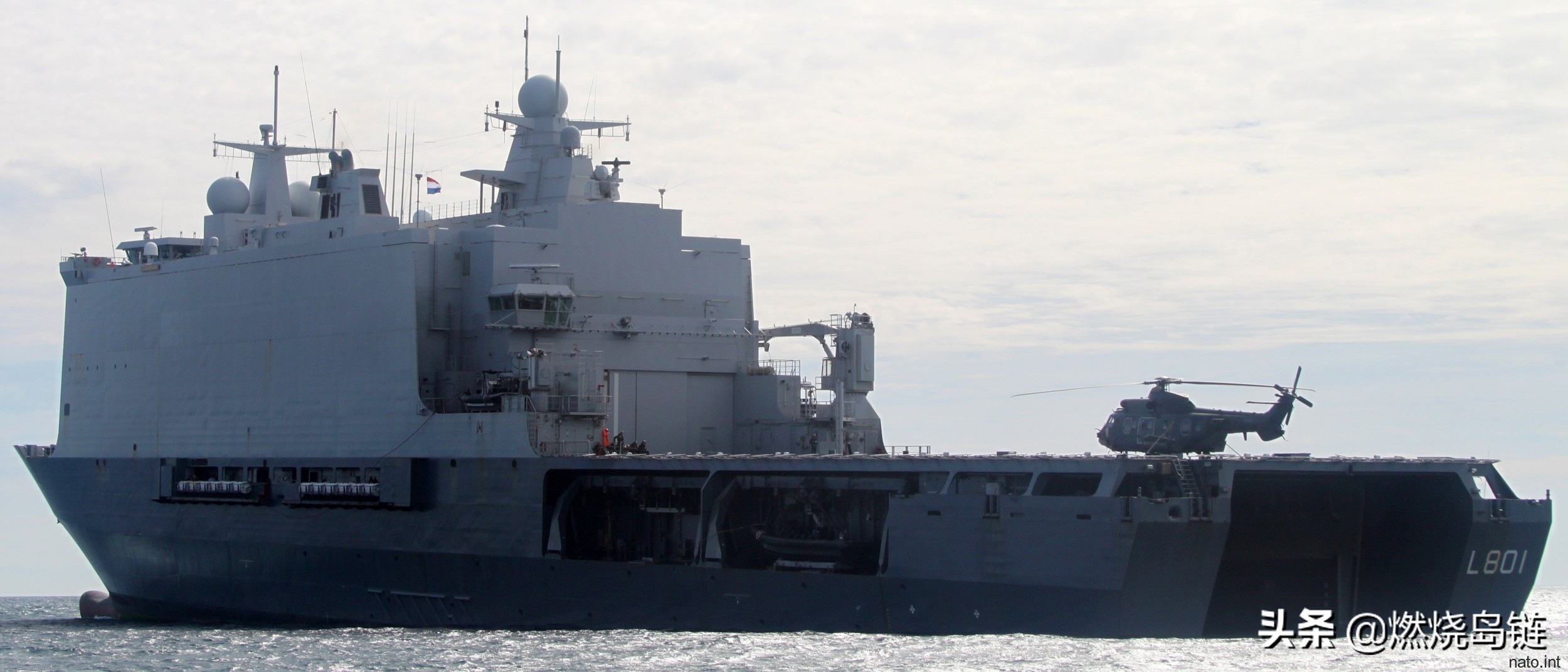 1/ 30 鹿特丹级船坞登陆舰(rotterdam-class amphibious transport