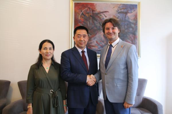 张佐履新中国驻北马其顿大使，此前任中国驻孟加拉国大使