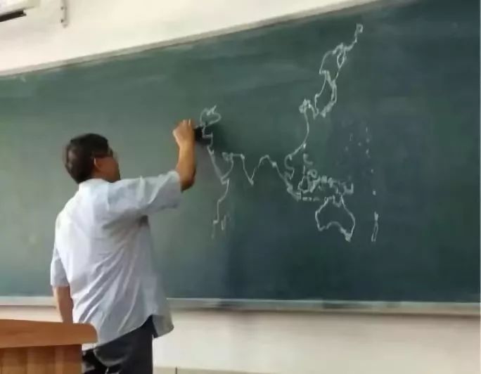 8b8ea82083d14eb38466ce16c0f8b590.jpeg