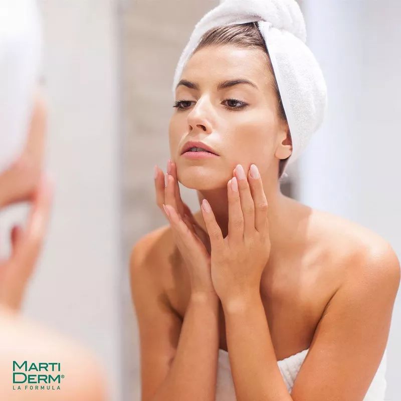 吃什么东西可以缓解皮肤干燥 9818e395fbeb4c318f2e6f30776be1a5.jpeg